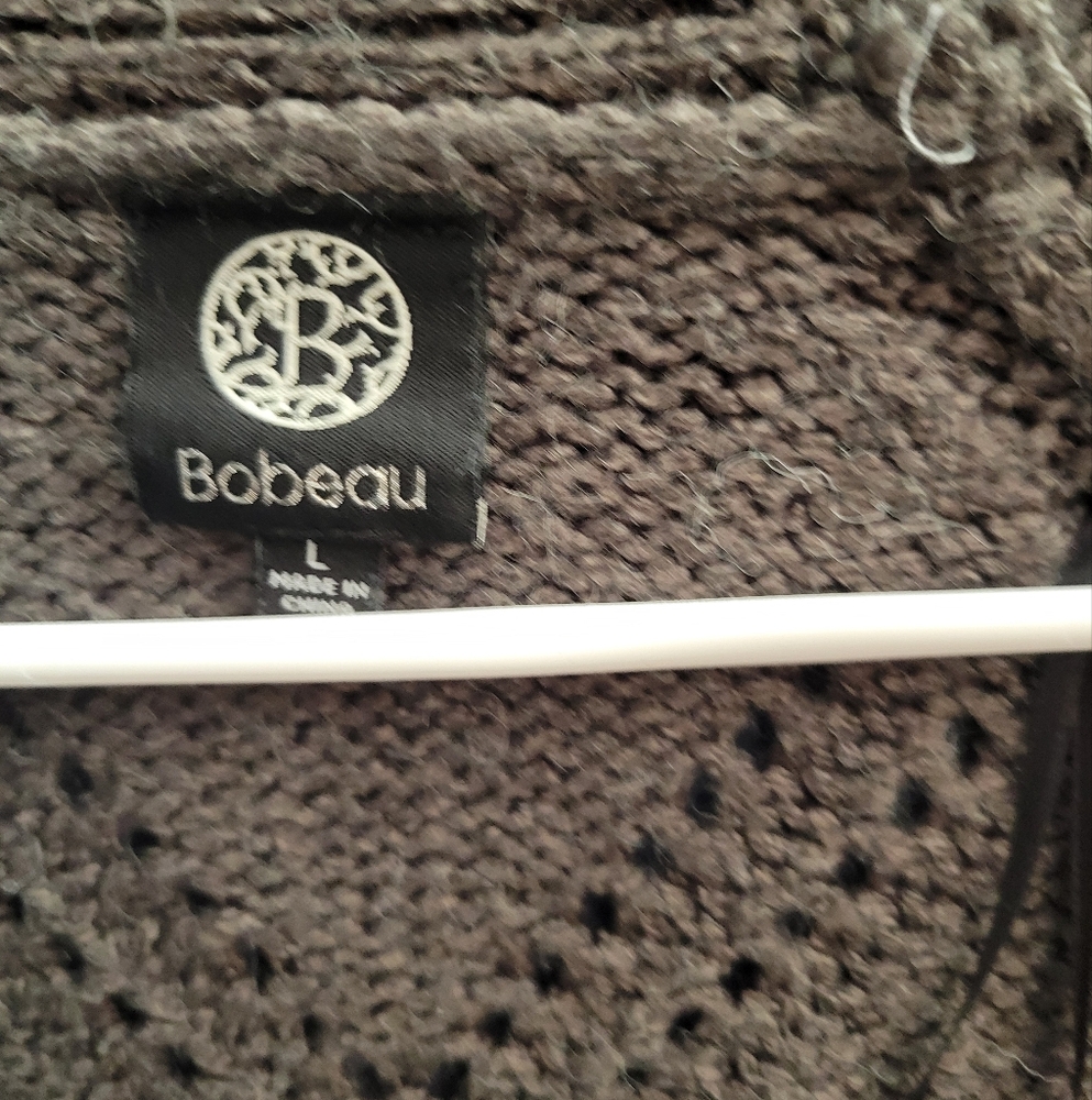 Cardigan sweater